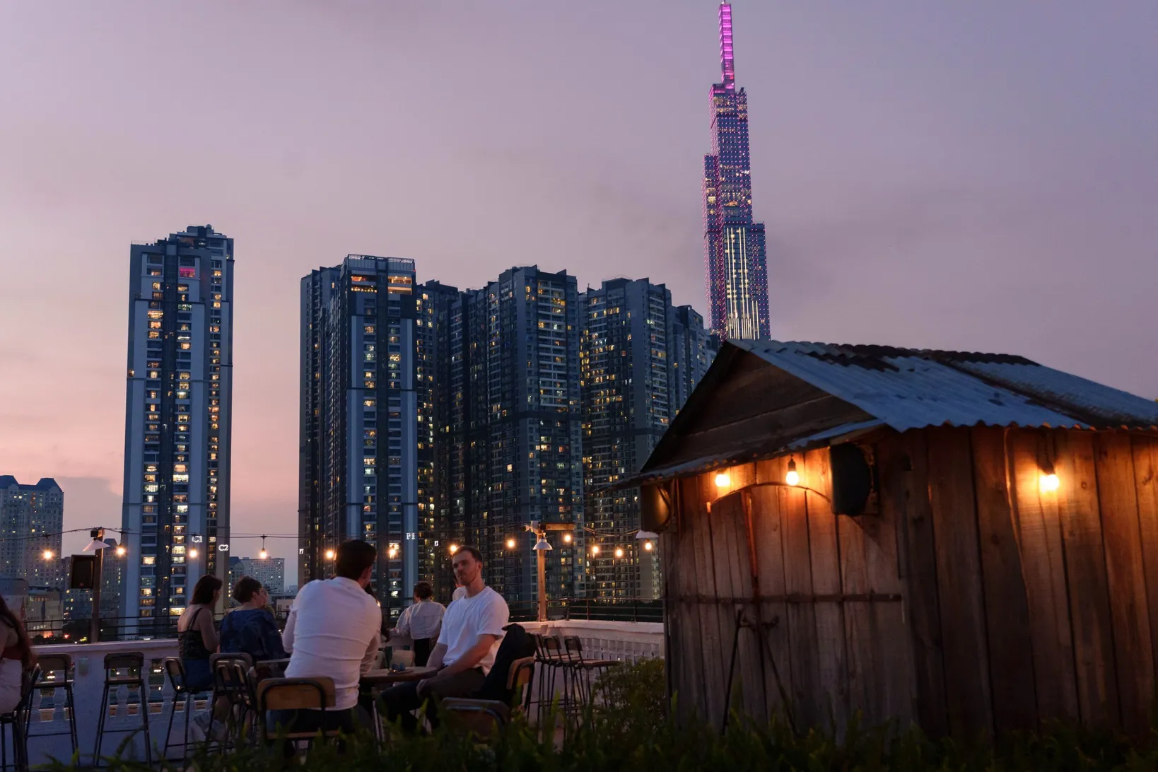 Chang Vang 루프탑 – 2군 지점 - all