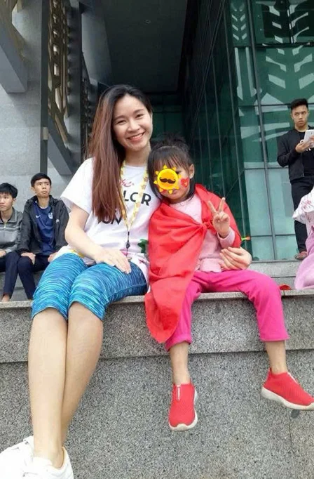 MOTHER NGUYEN KHANH HOA - THE PERSON WHO KEEPS YOUNG WITH THE HEART