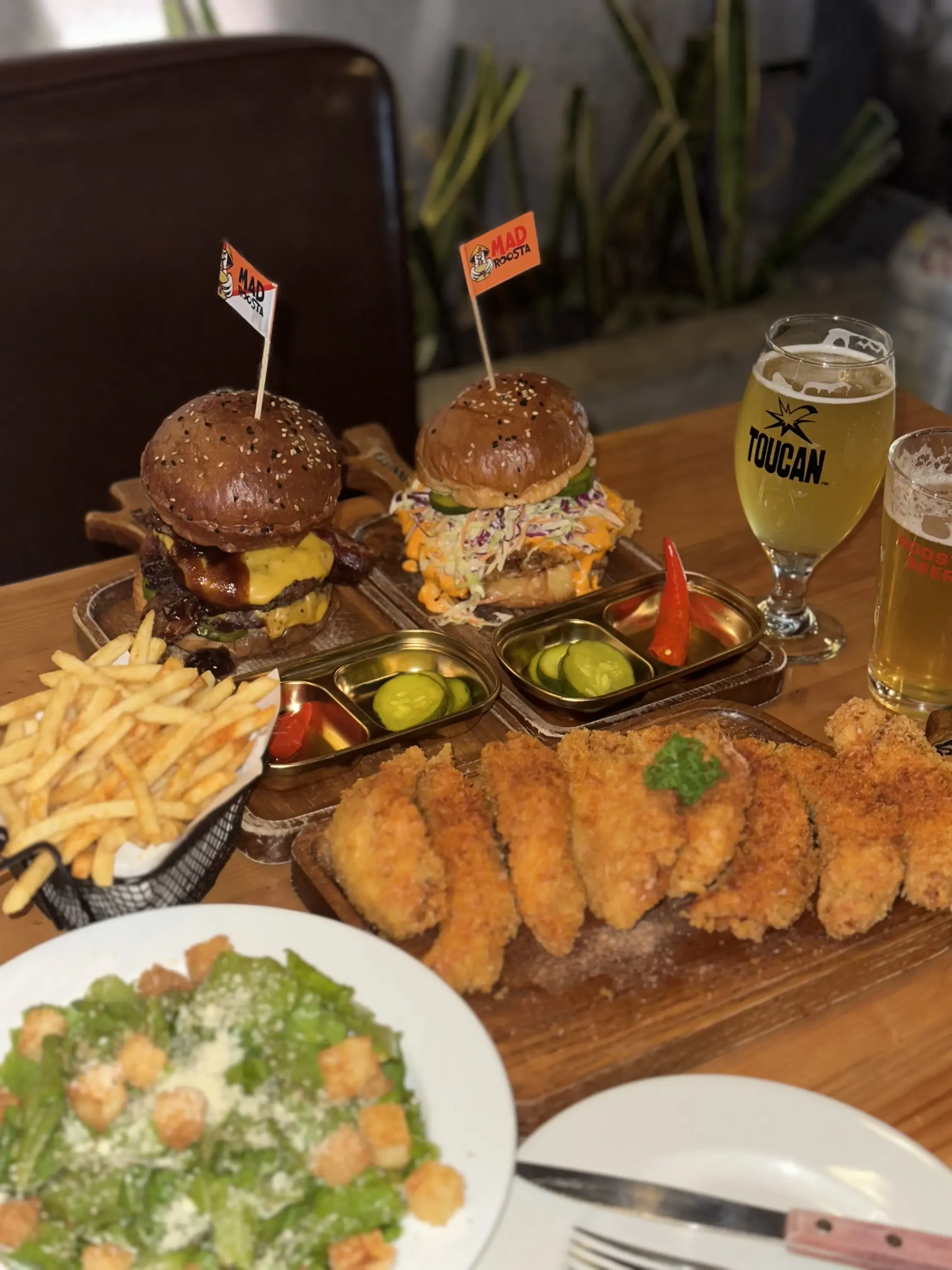 MAD ROOSTA | Burgers & Grill - all