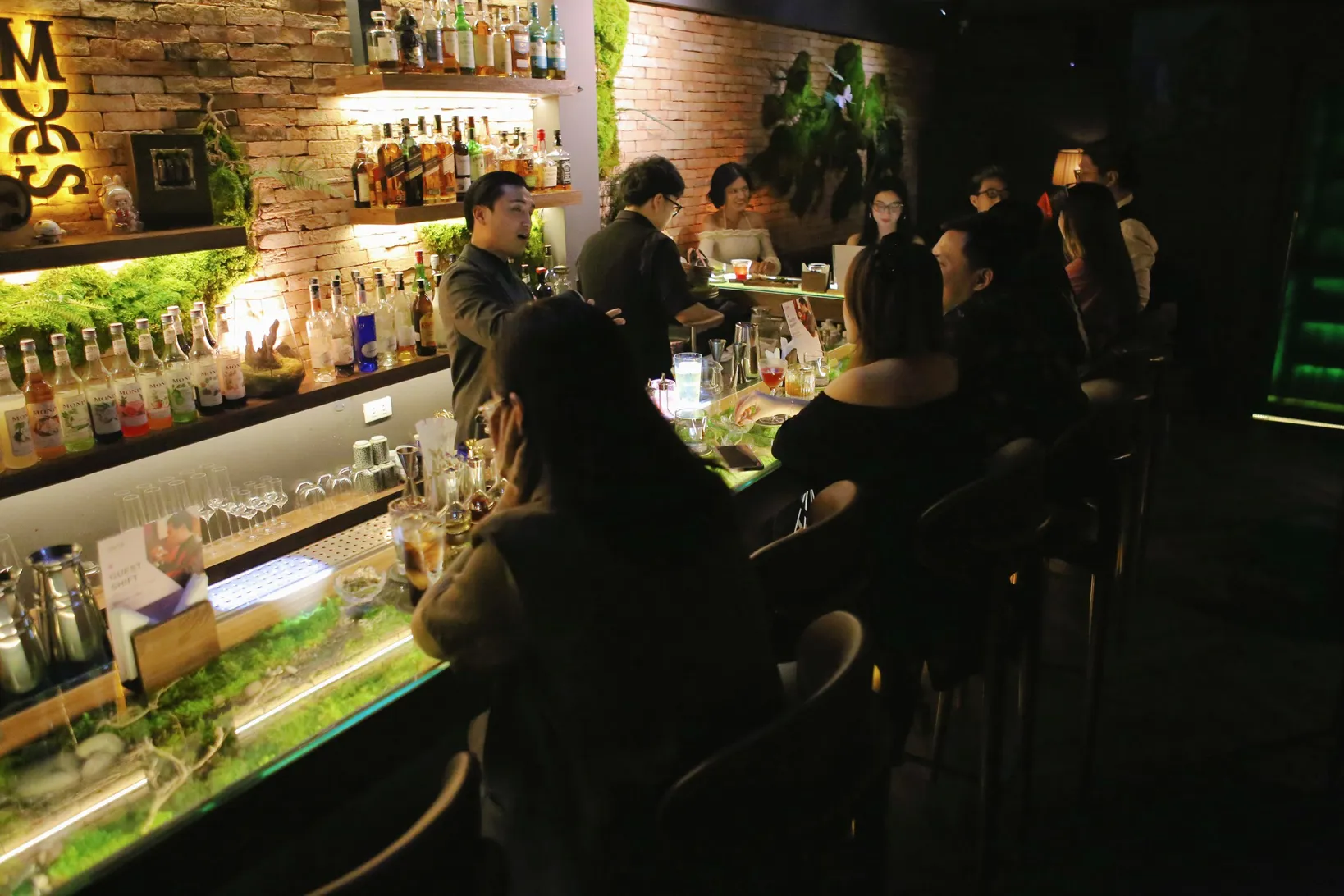 더 모스 바 – 칵테일 바 - all