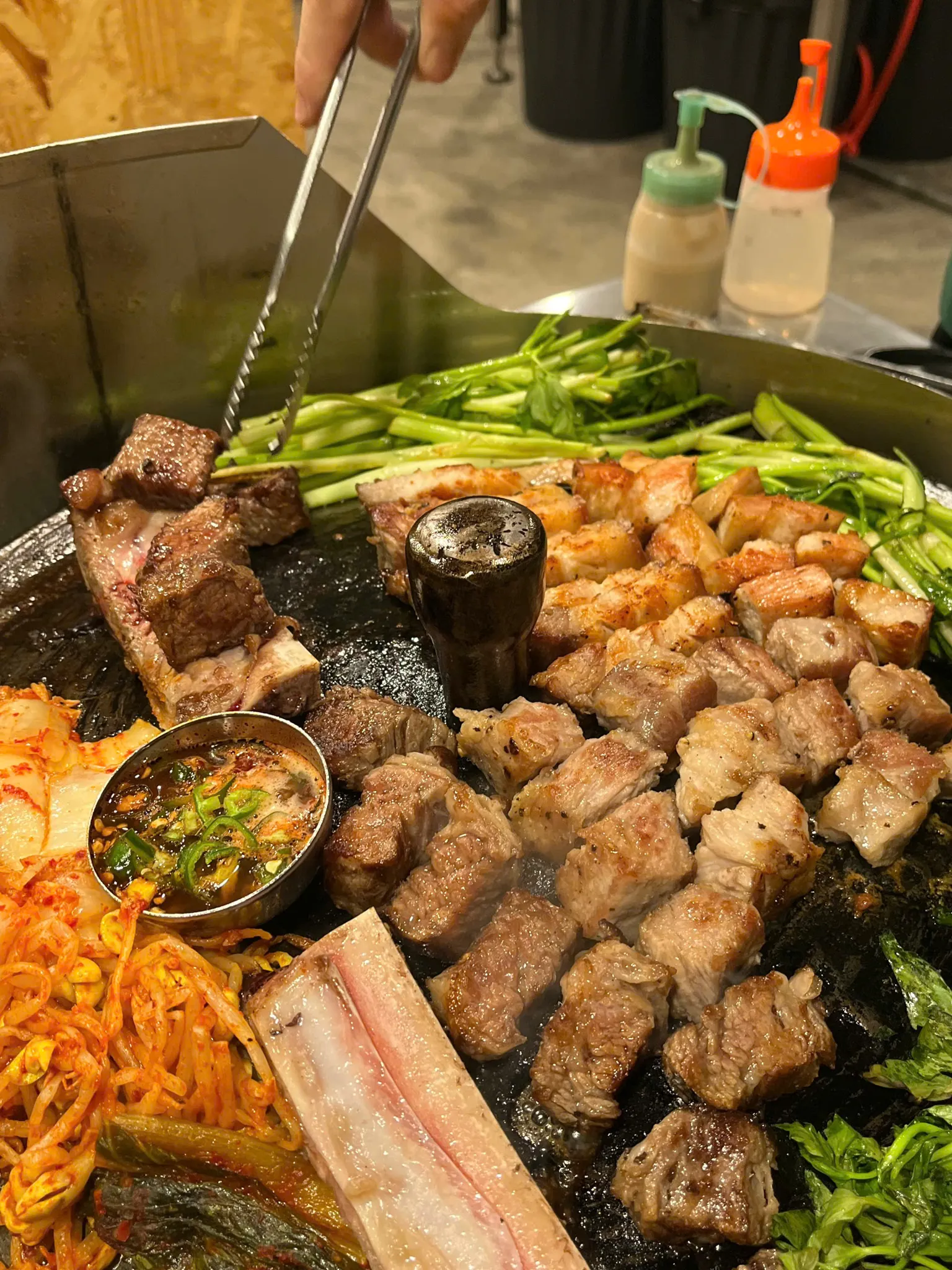 Moggumung Hồ Chí Minh - all