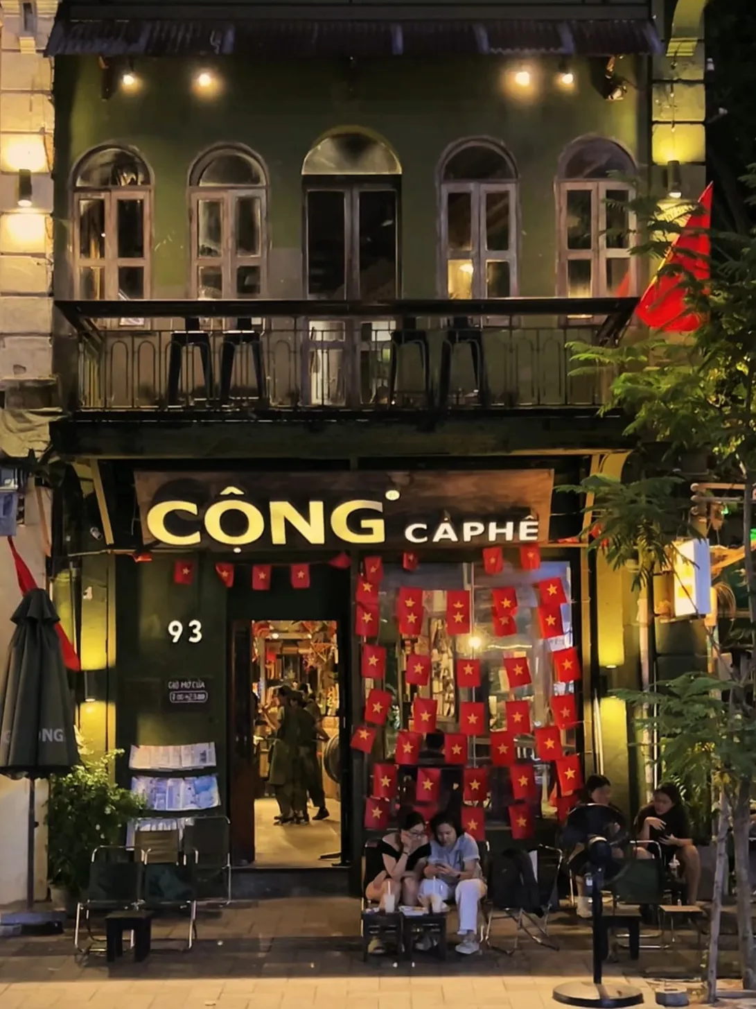 Cong Ca Phe - District 1 - 2