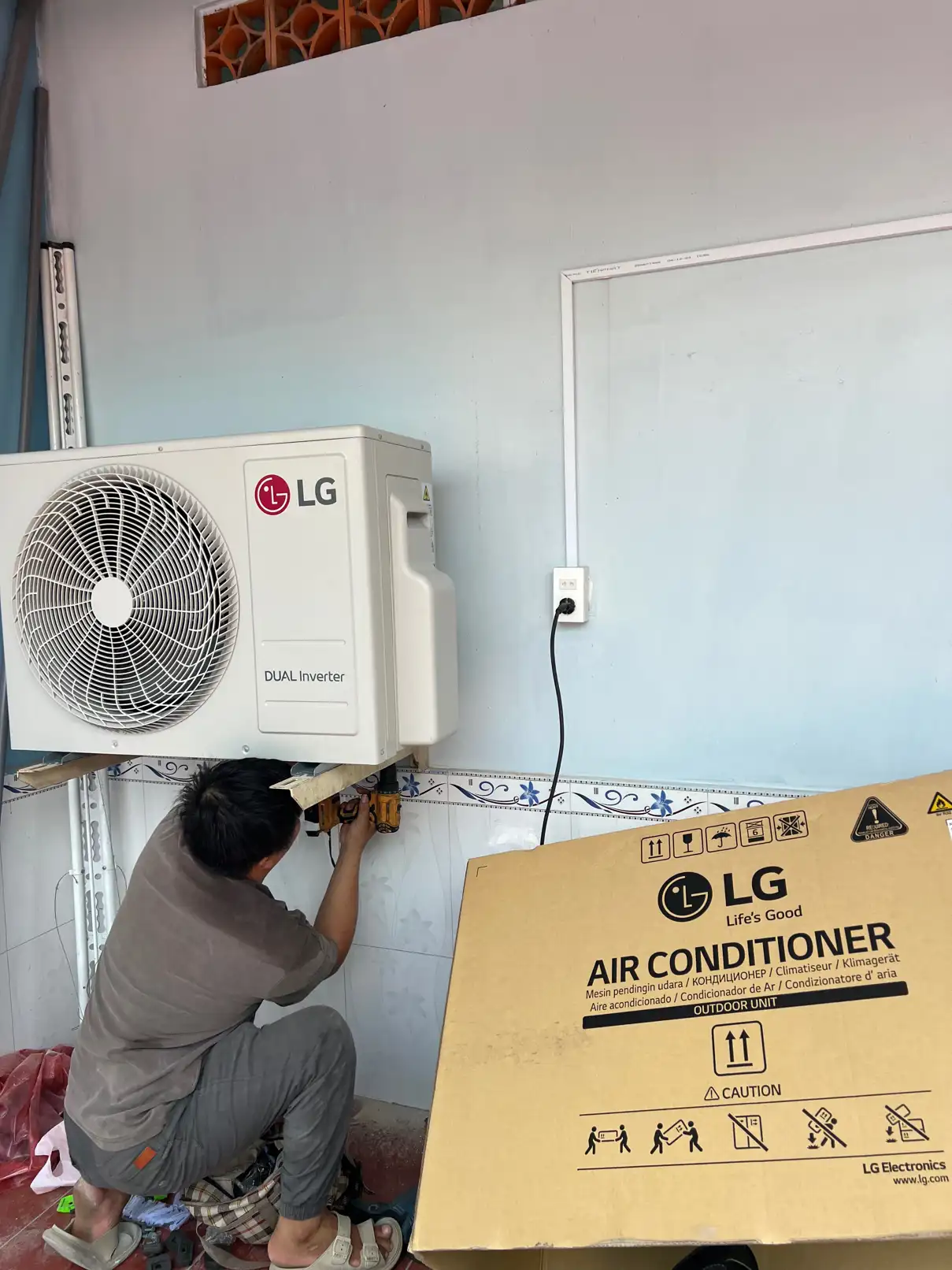 Air Conditioner, Washing Machine, Refrigerator Repair Services