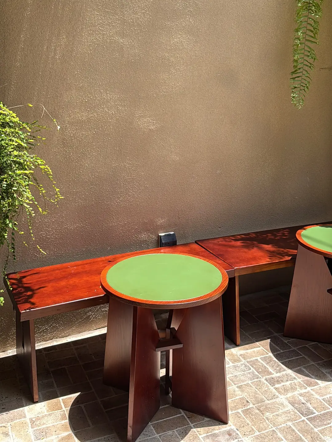 Make Room Café - Calmette - all