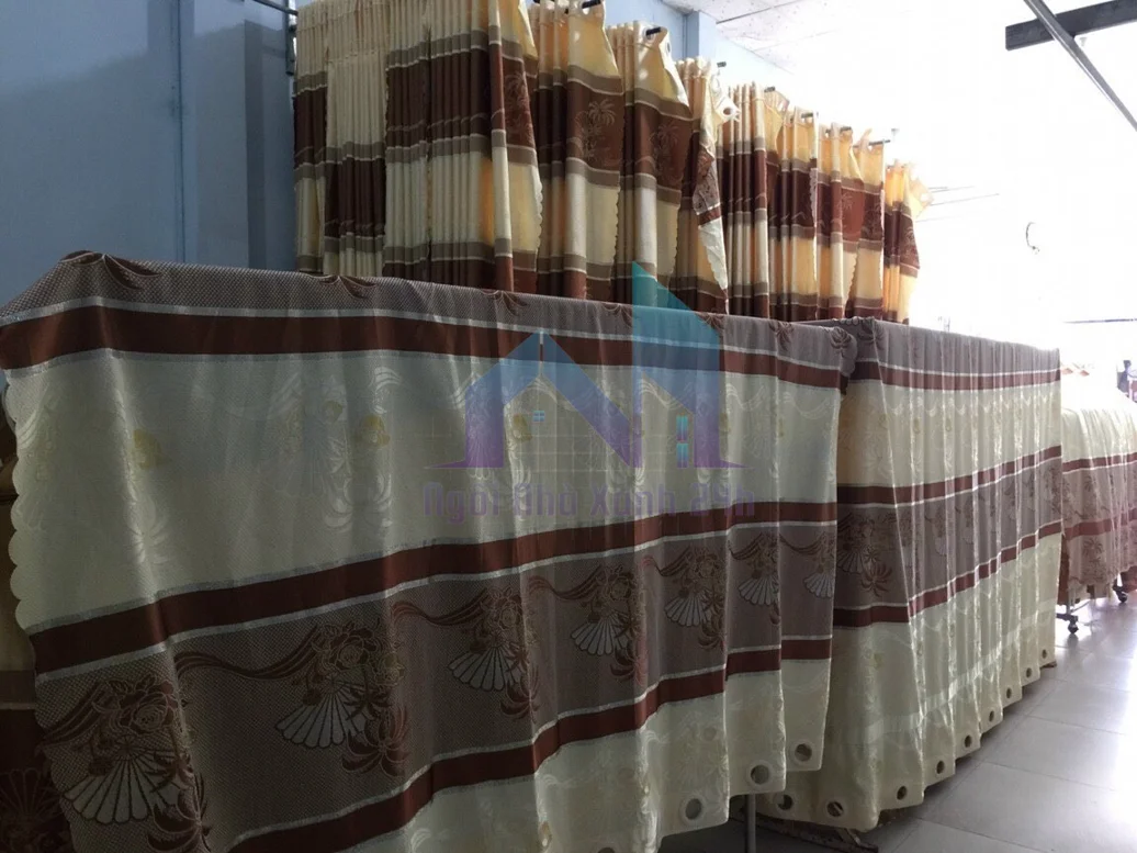 Professional curtain cleaning service at home in District 2 – Green House 24h - 1