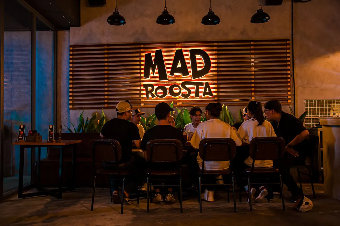 MAD ROOSTA | Burgers & Grill - all