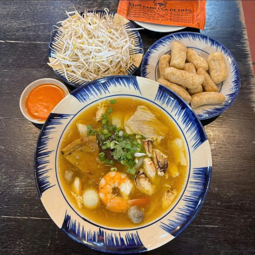 Ut Thao Crab Noodle Soup - all