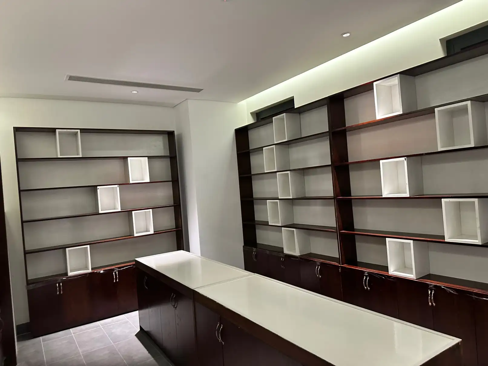 Q2 global city. Globel golf academy. 
K - Jin seng store coming soon 
0949280746. Mr Joo pro | JooJoo