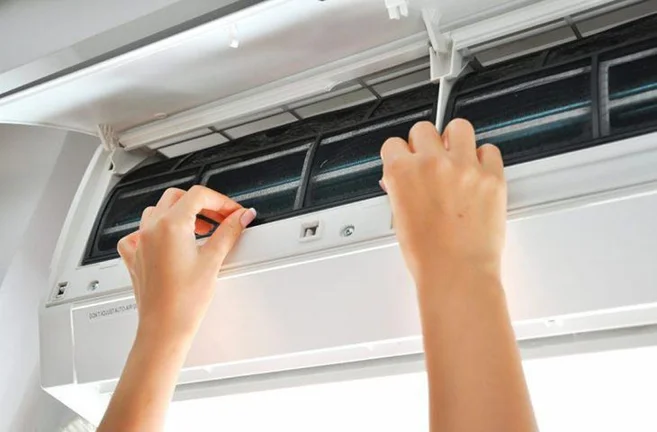 PEACE OF MIND AIR CONDITIONER CLEANING WITH "PEACE OF MIND" AIR CONDITIONER CLEANING SERVICE