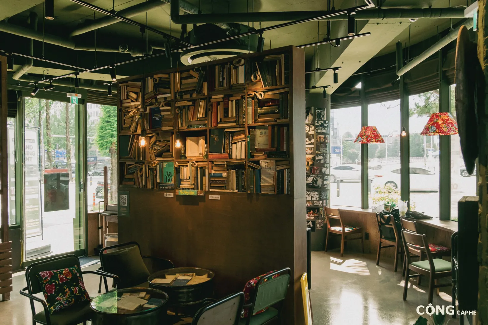 Cong Ca Phe - District 1 - all