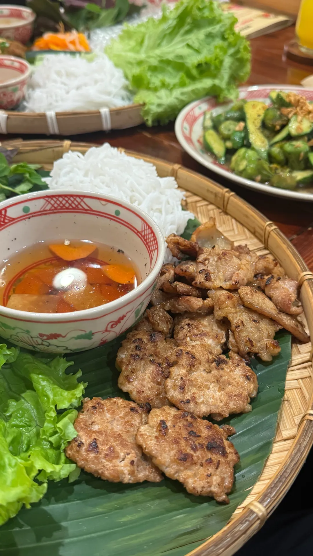 Bếp Mẹ Ỉn - Lê Thánh Tôn - all