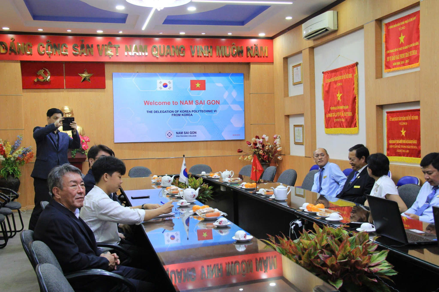 Ngo Thach - The Golden Bridge between Vietnam and Korea