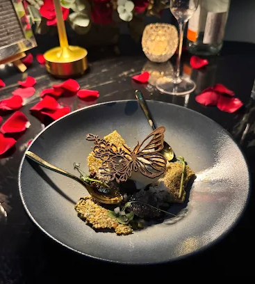 드디어 친구들이랑 Hoshiyo Dining Lounge 다녀왔어요 🍷
분위기 너무 좋고 음식도 정말 맛있었어요 😍
특히 시그니처 메뉴는 꼭 드셔보세요!
데이트나 친구 모임 장소로 완전 추천합니다 💕

주소: 22 Đường 29, Phường An Khánh, Thủ Đức, Thành phố Hồ Chí Minh



#호시요다이닝라운지  ... | Nguyenng