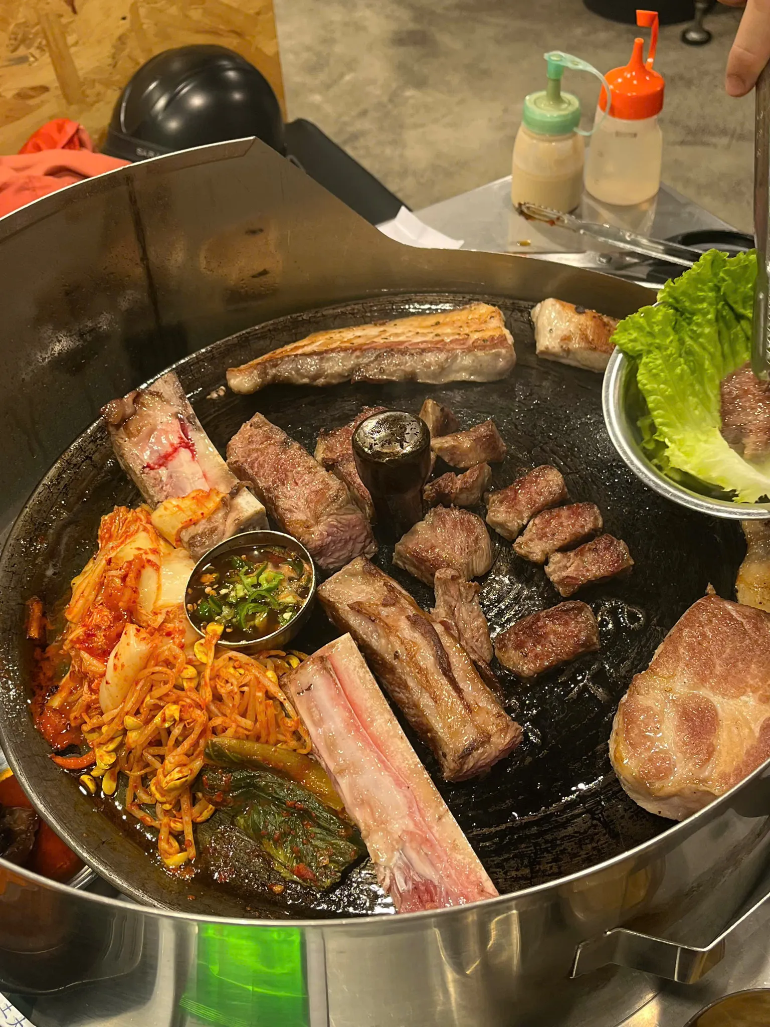 Moggumung Hồ Chí Minh - all