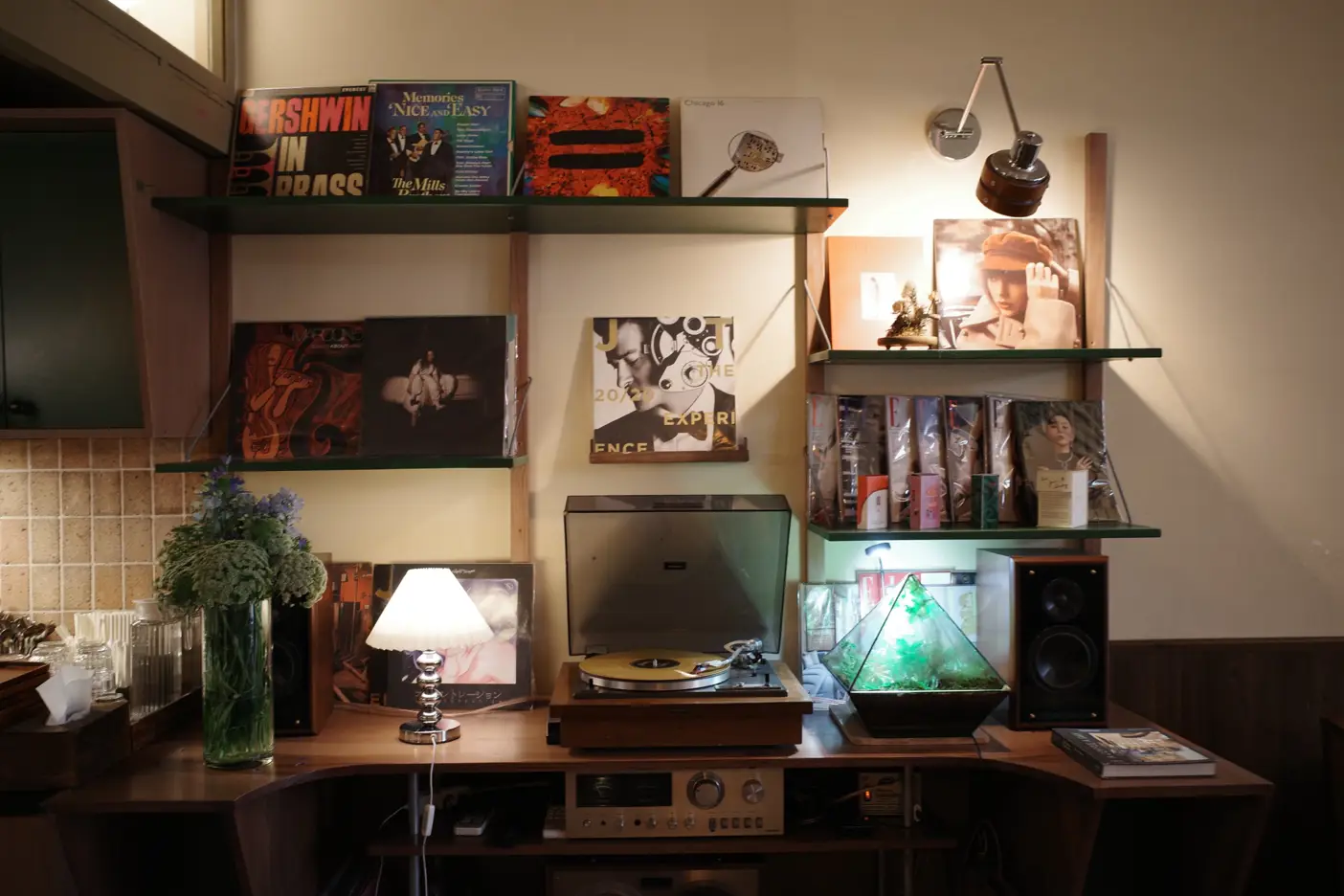 Make Room Café - Calmette - all