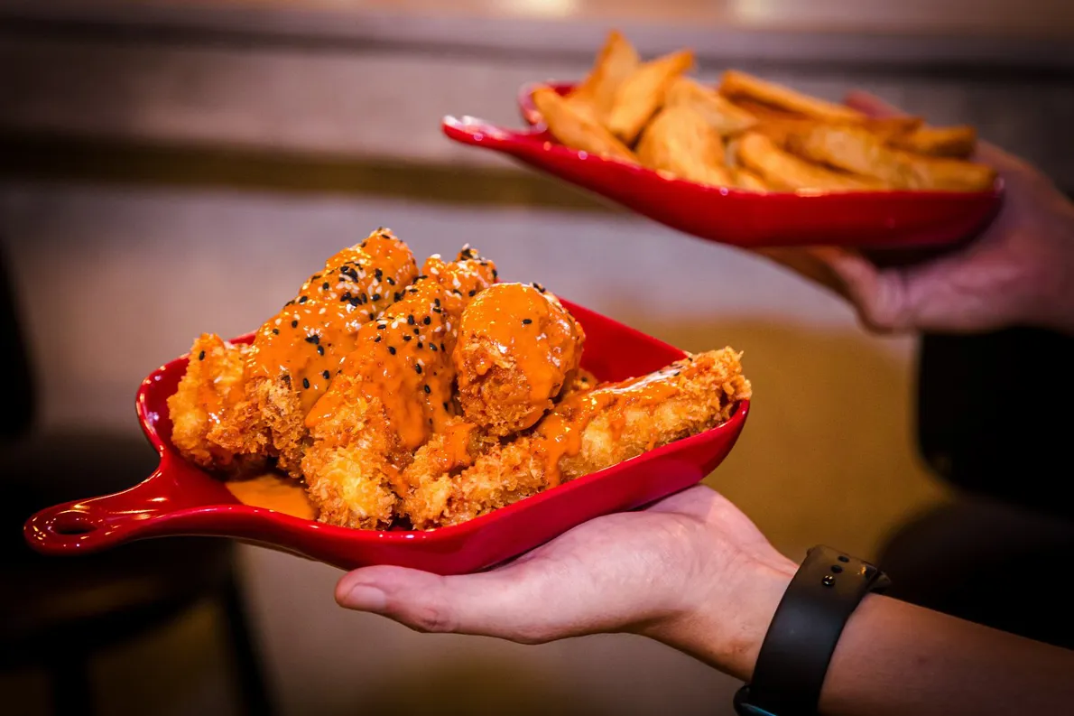 MAD ROOSTA | Burgers & Grill - all