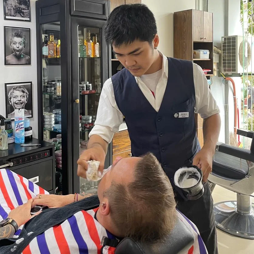 Classic European style barbershop in District 2 – Le Barbier de Saigon - 2