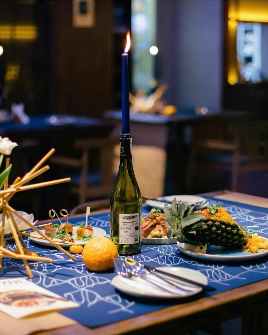 Nam Mê Kitchen & Bar - all