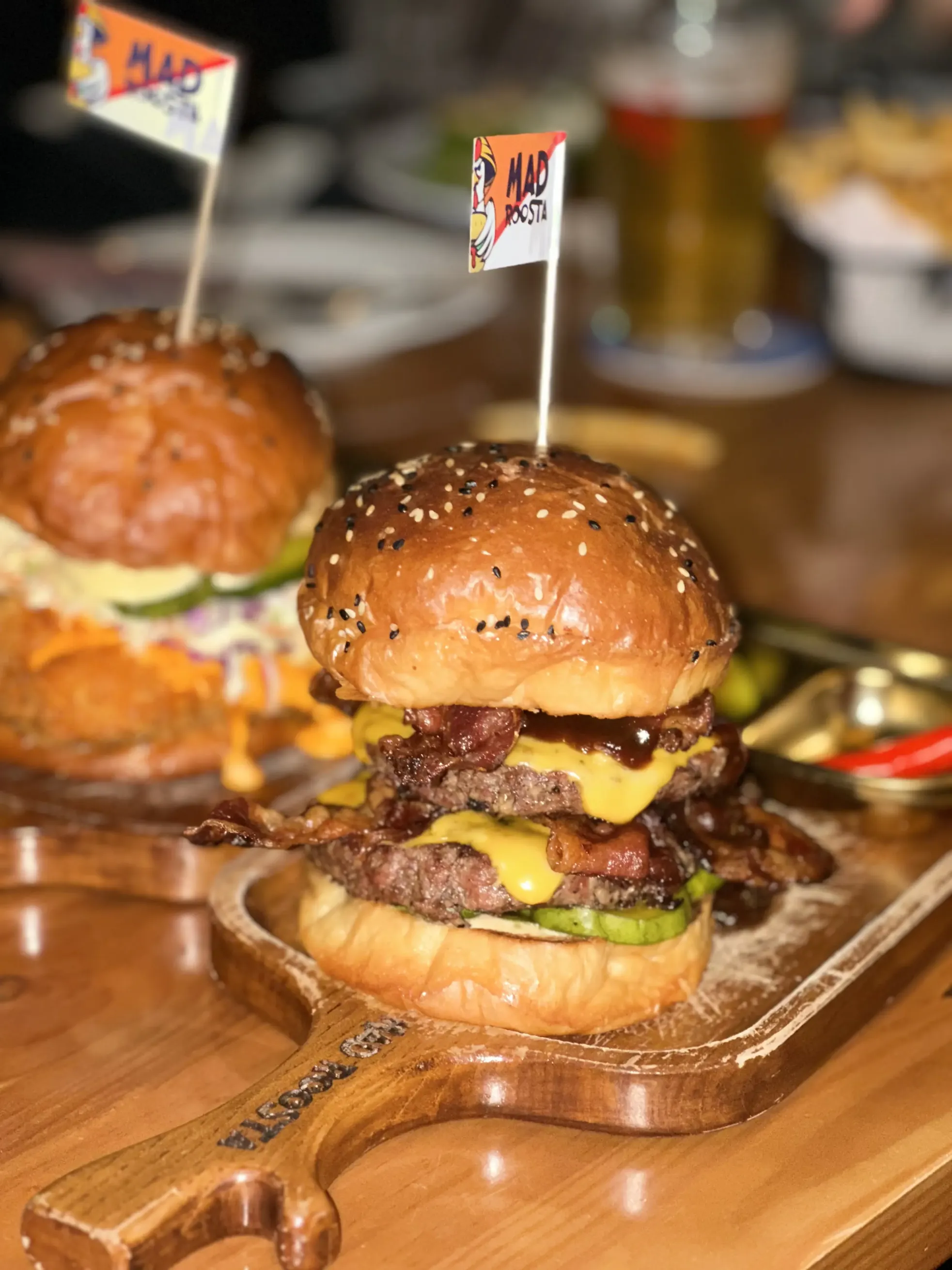 MAD ROOSTA | Burgers & Grill - all