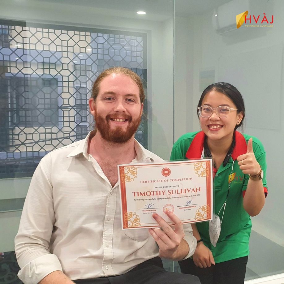 Vietnamese language class with a teacher who has excellent Korean skills at HvàJ Languages!