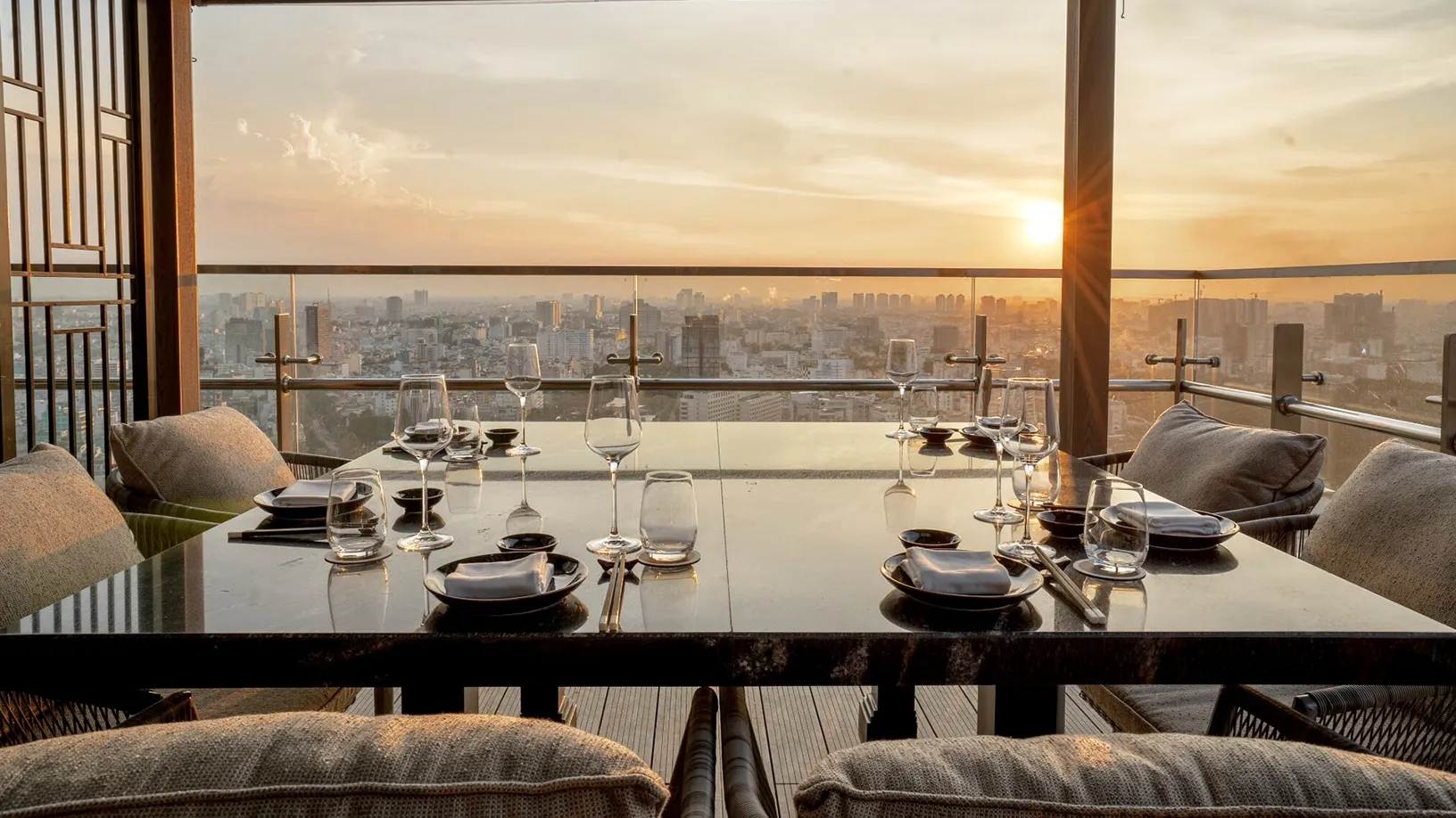 Towa - Japanese Cuisine & Lounge