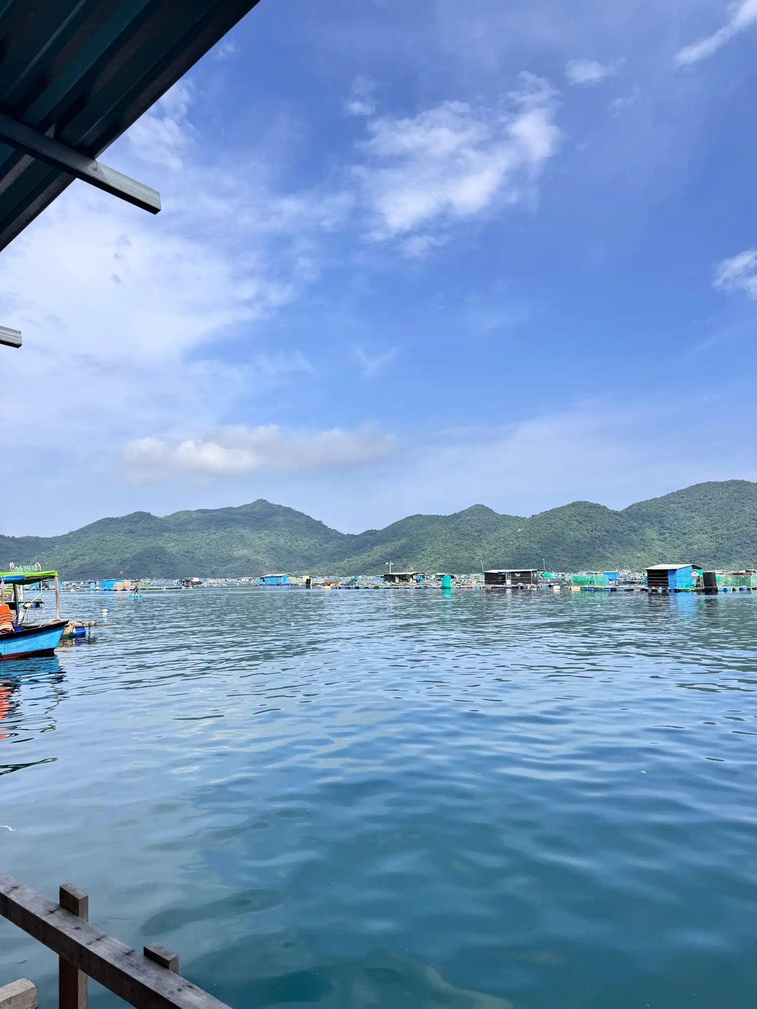 ✈️💸아래는 동화 – Phú Yên 지역의 저렴하고 풍성한 일정 안내를 한국어로 번역한 내용입니다.

✈️ 이동 수단
버스(Phương Trang): 호치민 → Đông Hòa 약 10시간, 비용 35만–40만 VND
비행기: Tuy Hòa 공항 도착 후 Đông Hòa까지 차량 이동
오토바이 렌탈: 하루 15만–20만 VND, 자유롭게 지역 탐 ... | Eunhye