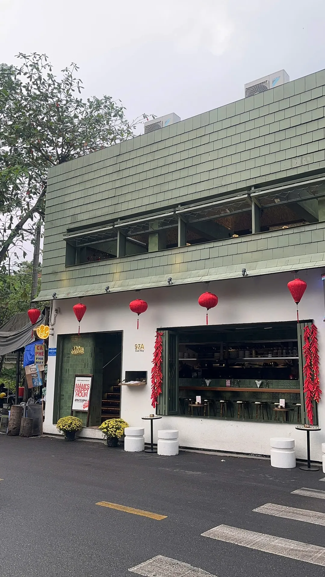 Mámi Cocktails - Kitchen & Bar - all