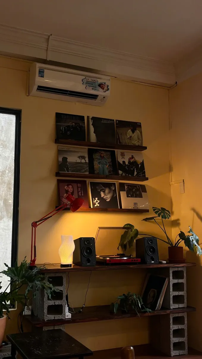 Một cuối tuần có cà phê và sách~☕📙 | Thu_Phan