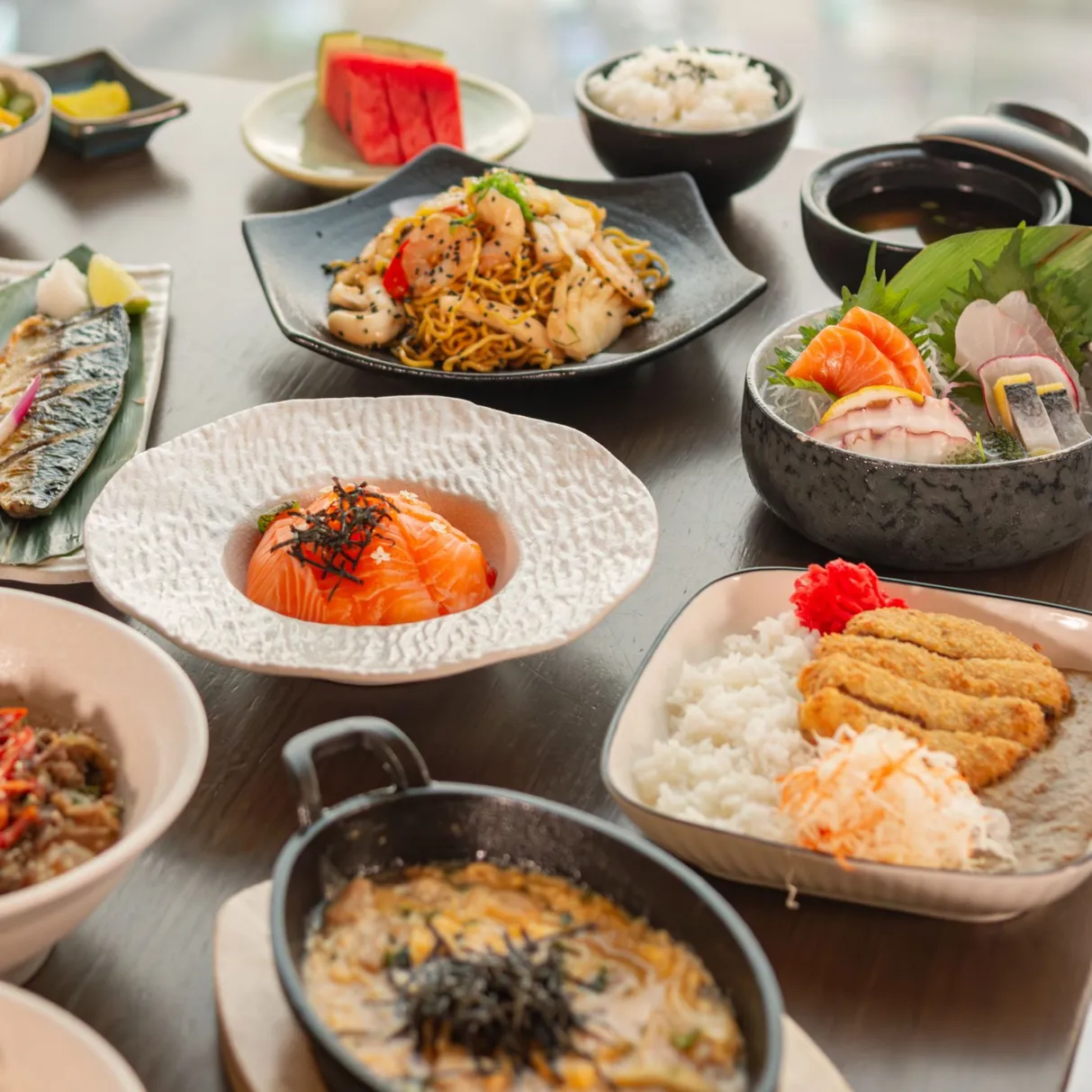 Towa - Japanese Cuisine & Lounge - 7