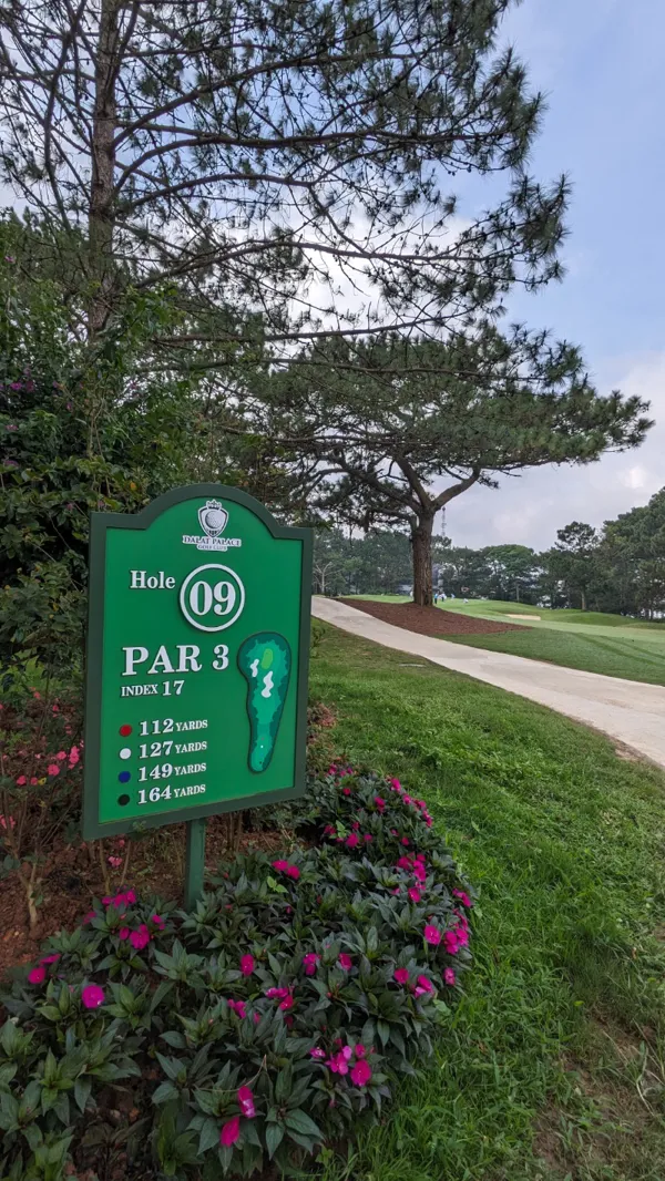 The 1st golf course in VN: Dalat Palace (other name: Doi Cu) | Quan_Nguyen