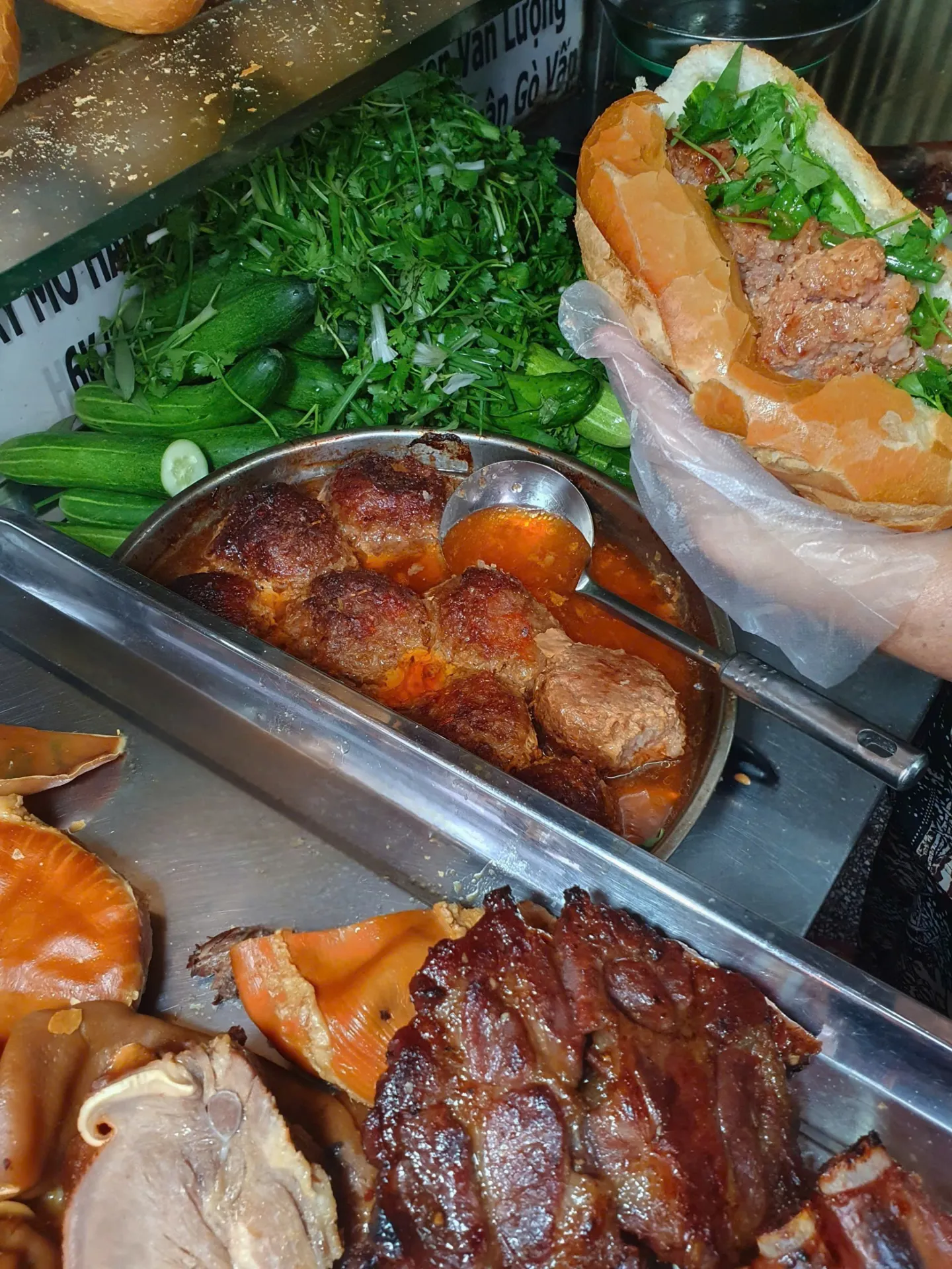 반미 깜 흐엉 - all