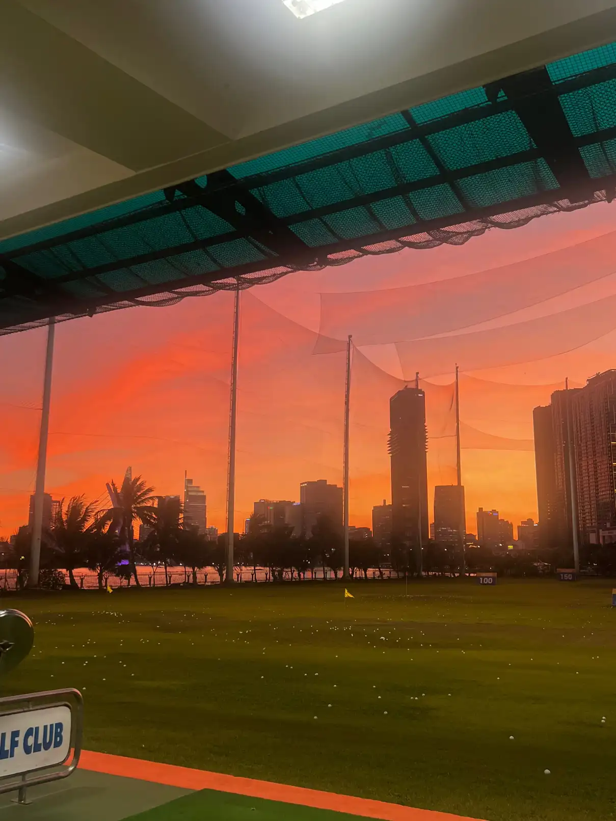 ⭐️Welcome to beginners starting for the first time. ⭐️  
-8-week beginner intensive lesson program-  
From the day you first grip the club, you'll be on the field in 60 days!!  
Schedule adjustments can be made after consultation~  
⭐️Let's find my swing