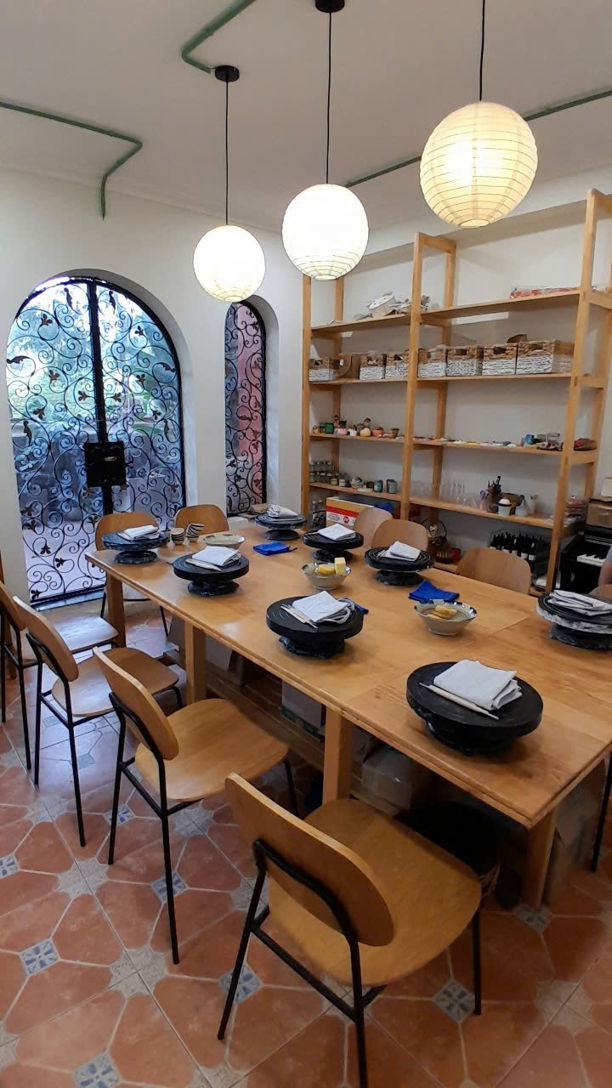 Enjoy a fun pottery experience and take home your creation in just 3 hours!