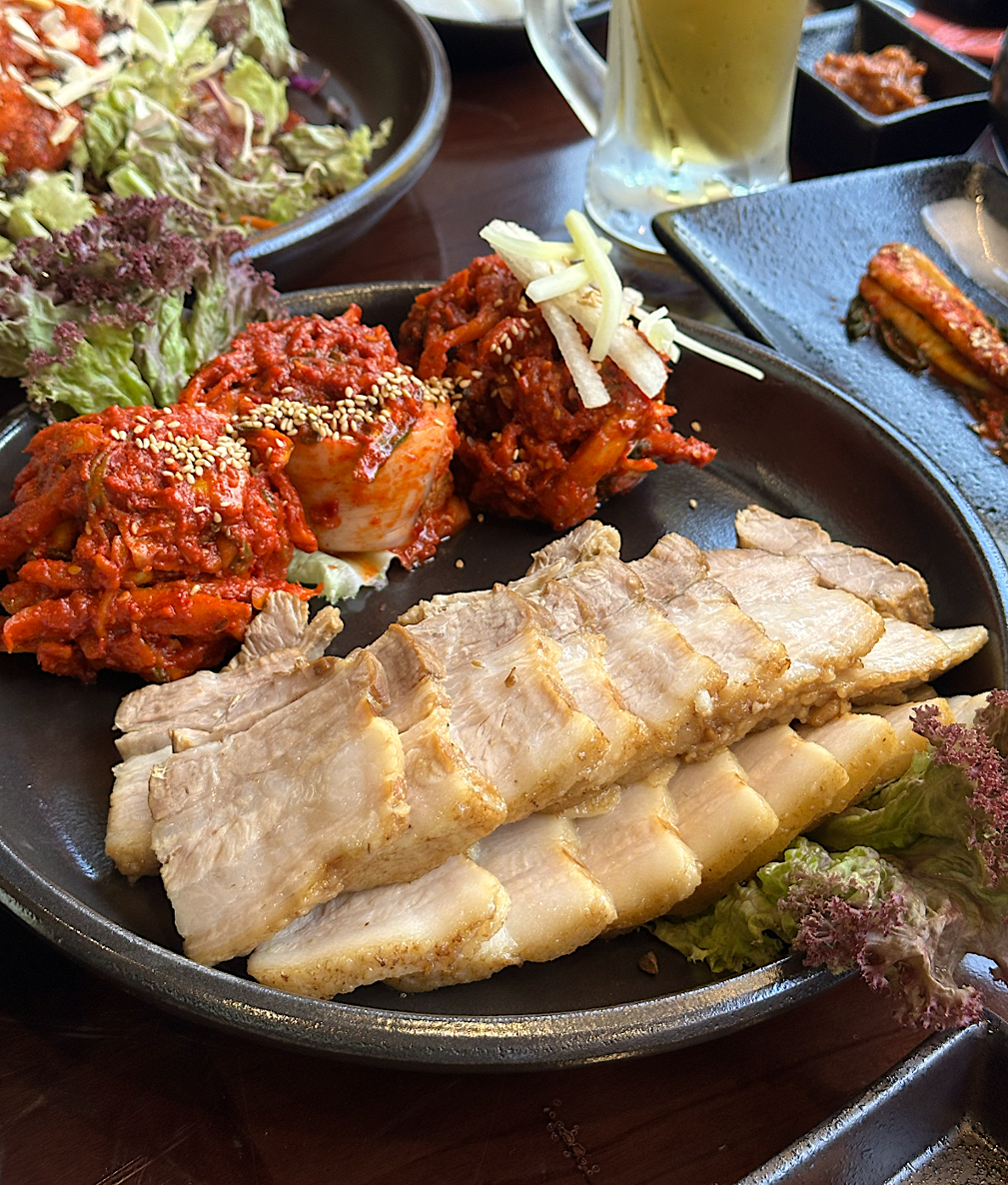 항아리보쌈 - Hangari Bossam Thao Dien - all