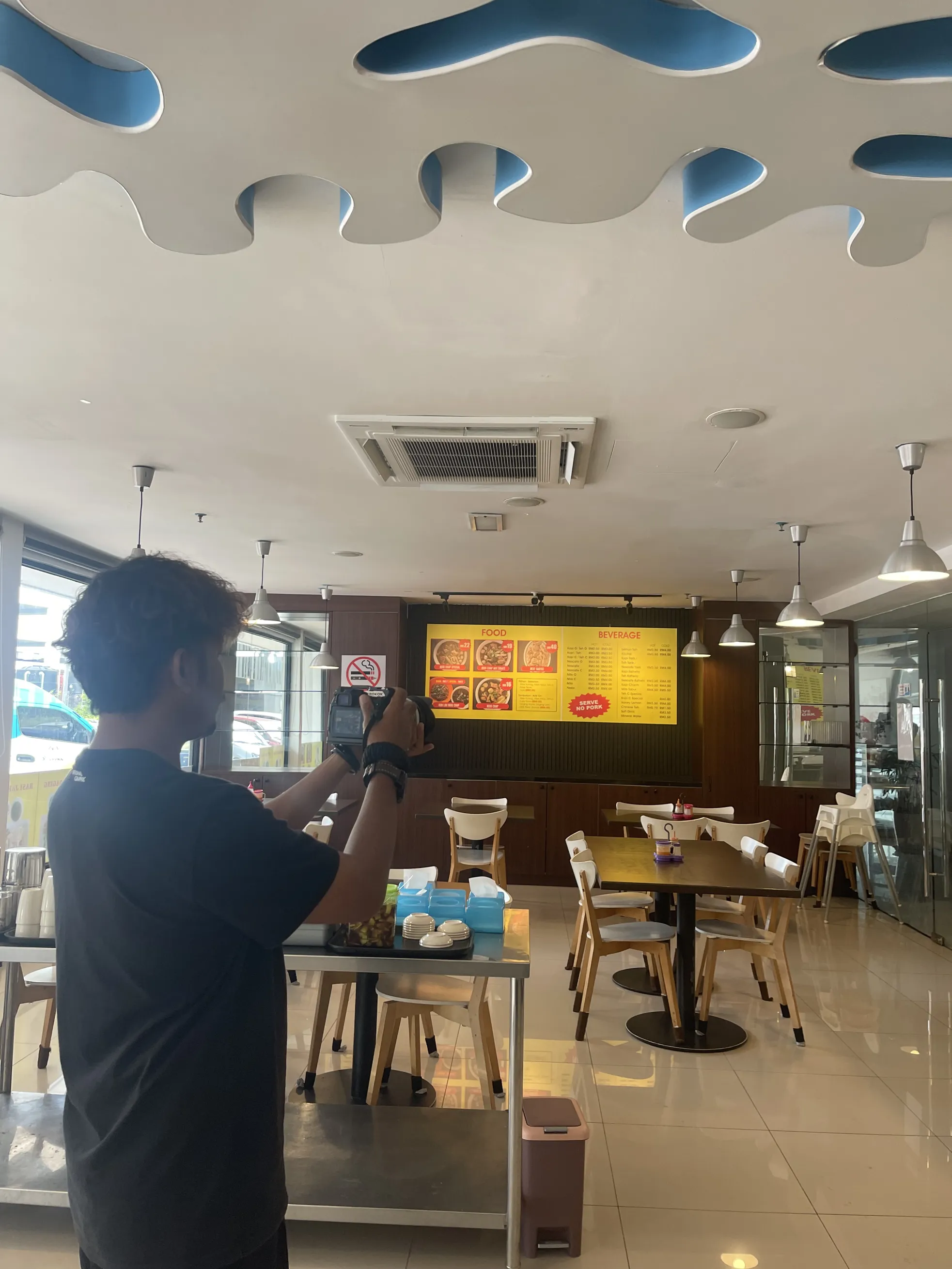 Hello 6ixgo People

6ixgo will release new Restaurant 
See soon | Mursyid_Yusof